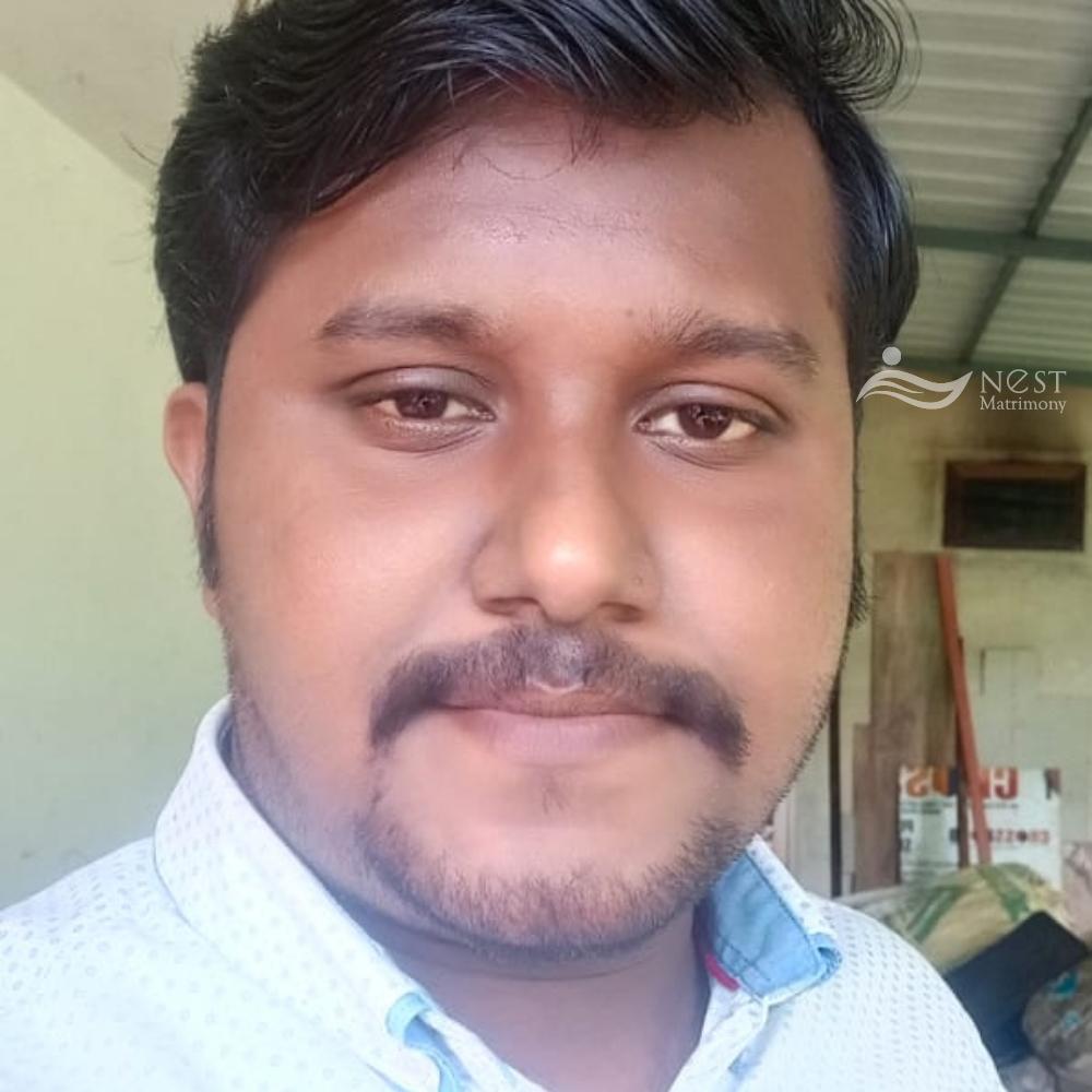 Vishnu M.r-profile-image