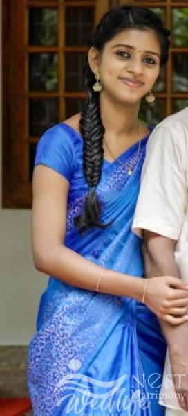 Magi Thomas-profile-image