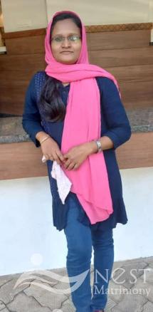 Raheena-profile-image