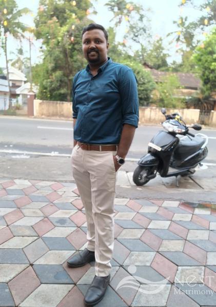 VIGNESH-profile-image