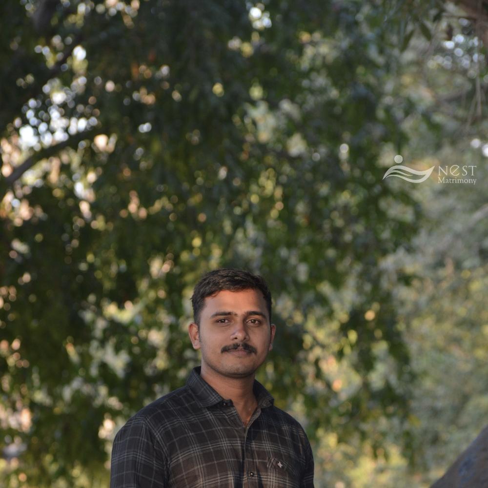 Praveen-profile-image