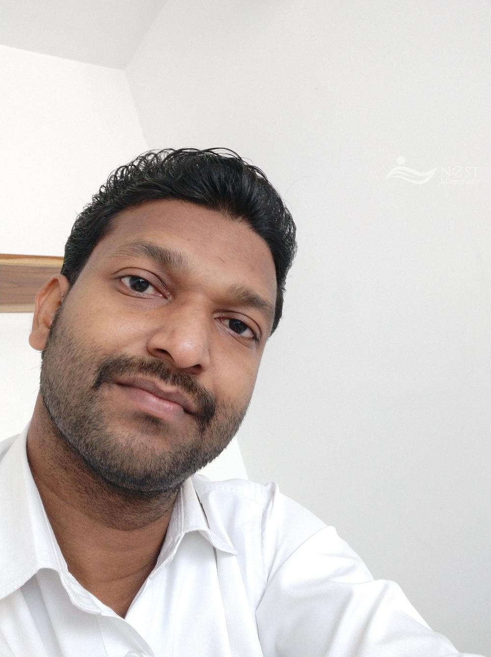 Ratheesh-profile-image