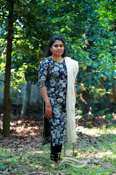 Dona Varghese-profile-image