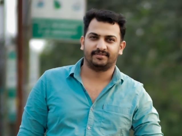 Dinu Mohanan-profile-image