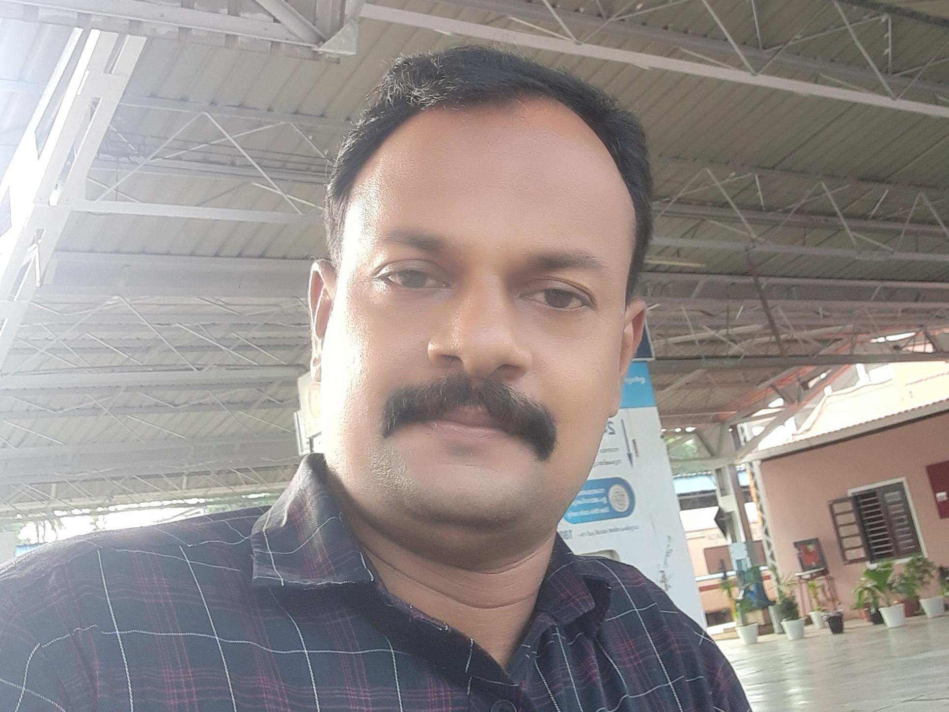 Ratheesh babu-profile-image