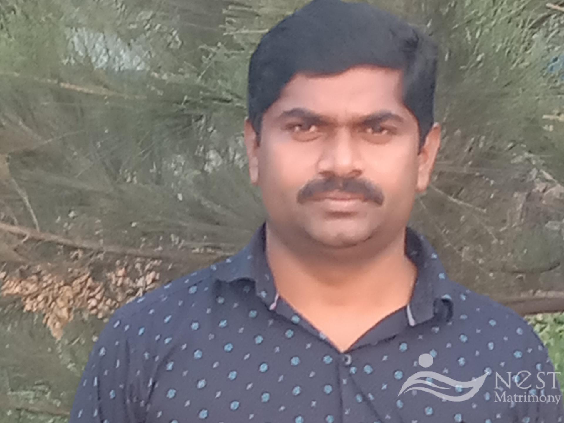 GIREESH E R-profile-image