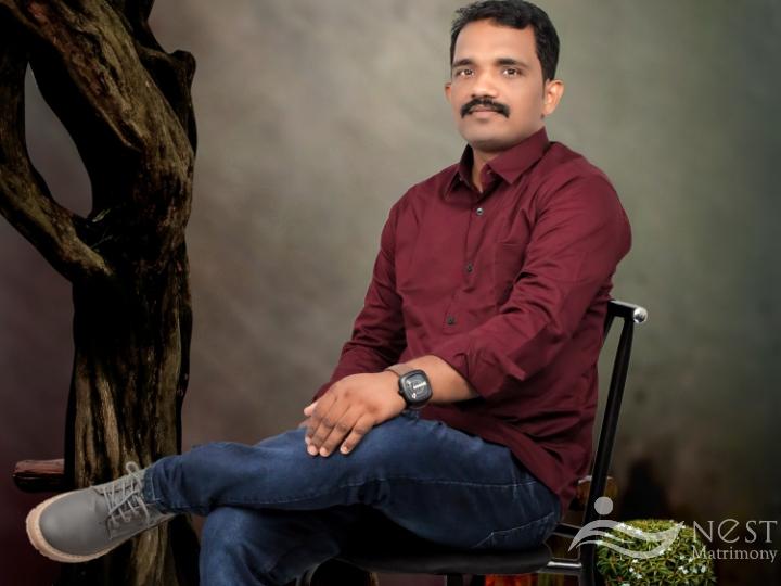 VINEESH-profile-image