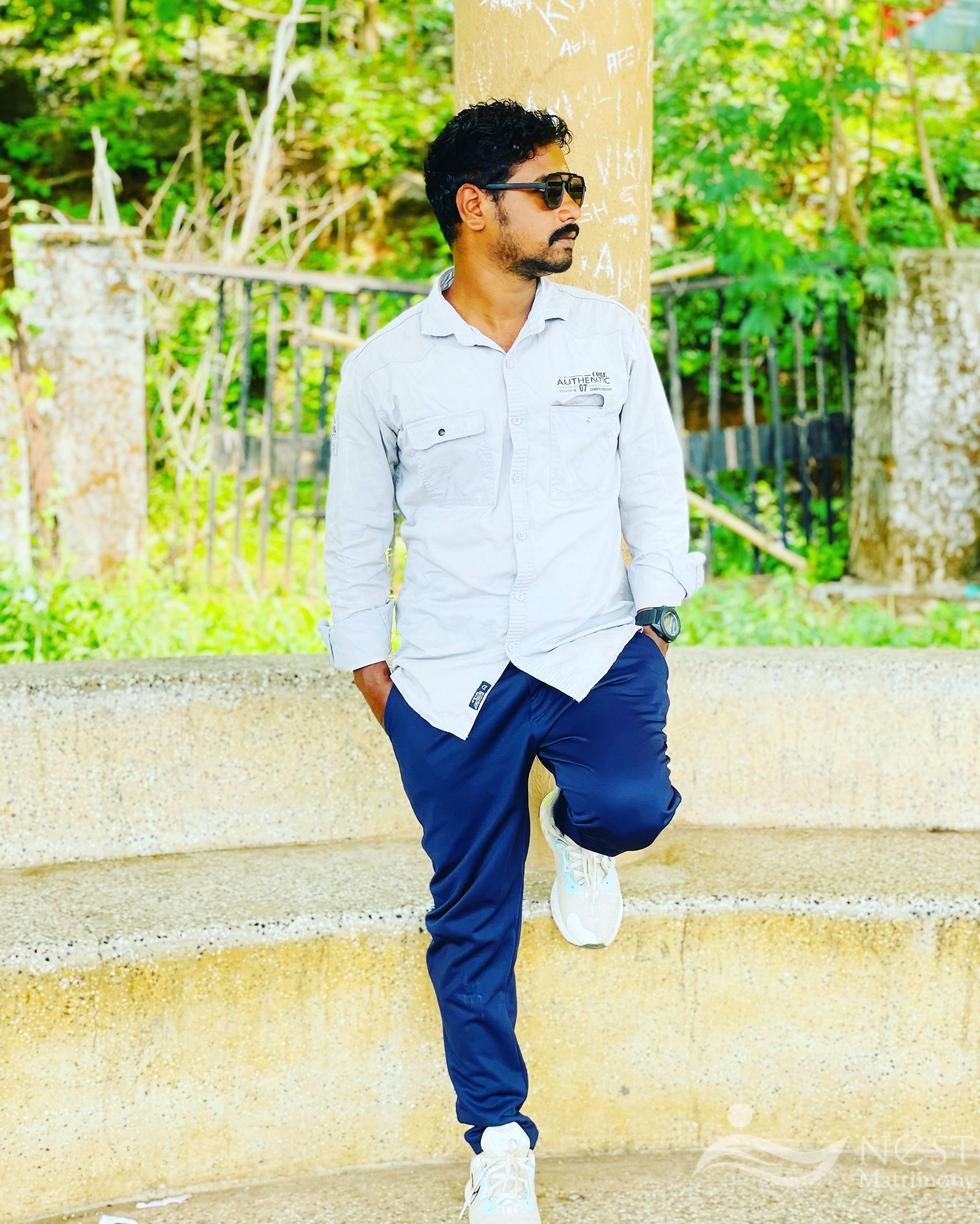 KARTHIk-profile-image