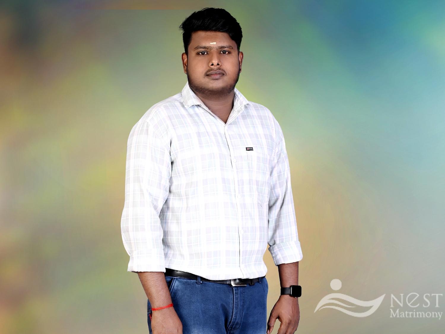 Vishnu K R-profile-image