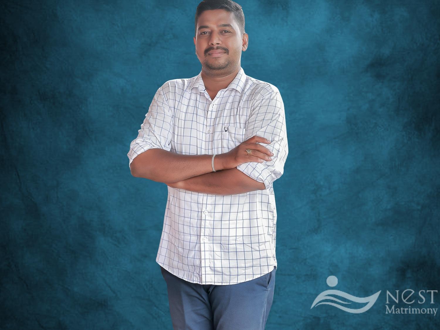 VISHNU K U-profile-image